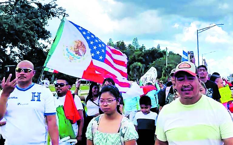 Sale caravana de apoyo migrante de California a Florida El Sol